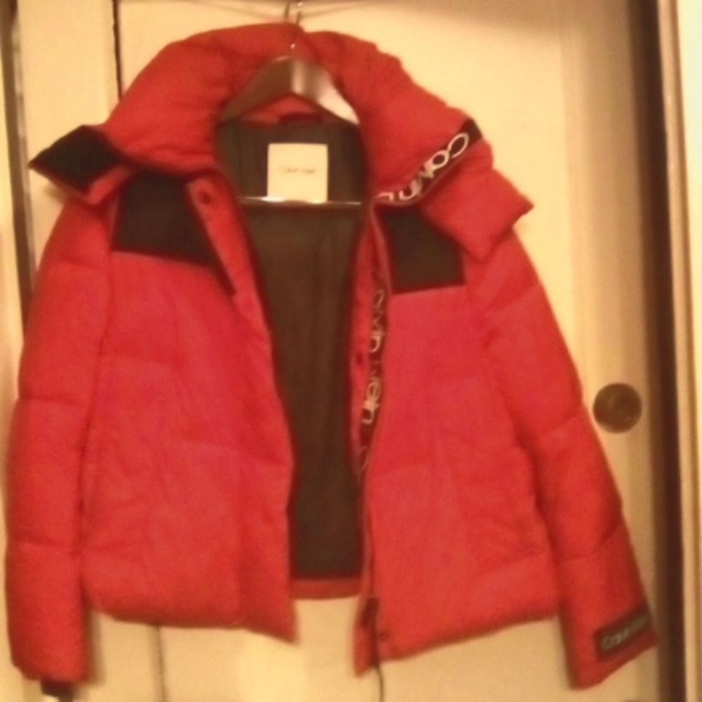 CALVIN KLEIN SKI JACKET IN PERFECT CONDITION!
